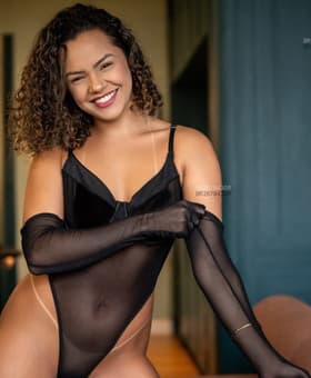 Acompanhante Jade Noir