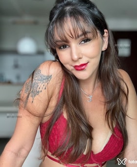 Acompanhante Juliana