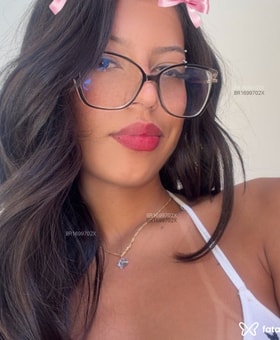 Acompanhante Aline Salles