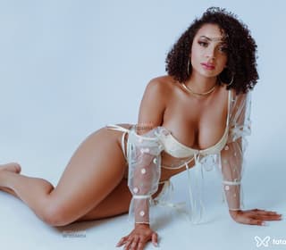 Acompanhante em Goiânia-GO - Amanda Luz