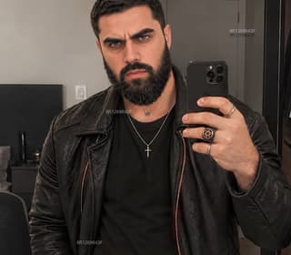 Acompanhante em Maringá-PR - Donnato Boss
