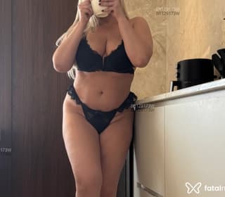 Acompanhante em Maringá-PR - Meduza Domme