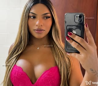 Acompanhante em Porto Alegre-RS - Meghan Menezes