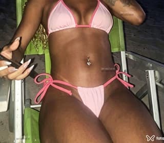 Acompanhante em Duque de Caxias-RJ - Carina Oliveira