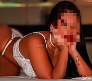 Acompanhante em Curitiba-PR - Jade Fortunne