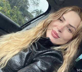 Acompanhante em Curitiba-PR - Júlia