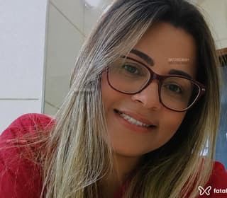 Acompanhante em Limeira-SP - Quezia Falcão