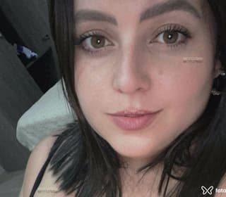 Acompanhante em Petrópolis-RJ - Caroline