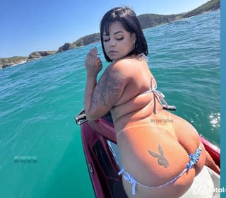 Acompanhante em Rio das Ostras-RJ - Amanda Mendes