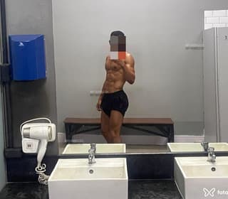 Acompanhante em Maringá-PR - Lorenzoblackdot