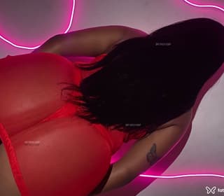 Acompanhante em Uberaba-MG - Maju Oliveira