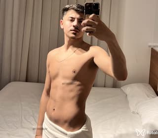 Acompanhante em Curitiba-PR - Lucas