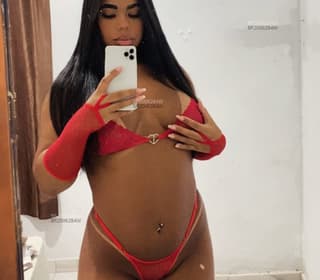 Acompanhante em Rio das Ostras-RJ - Valentina