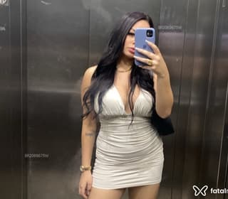Acompanhante em Curitiba-PR - Maya Straube