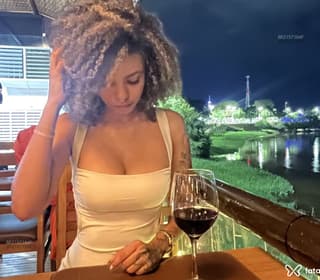Acompanhante em Blumenau-SC - Jasminy Lavinie