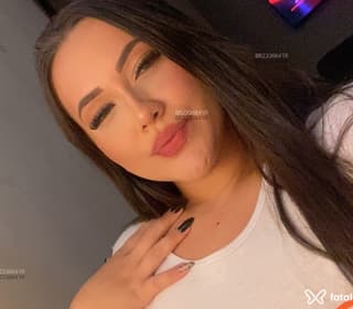 Acompanhante em Curitiba-PR - Larissa Mendes