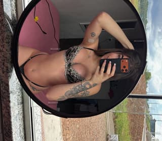 Acompanhante em Curitiba-PR - Jhenifer Villar