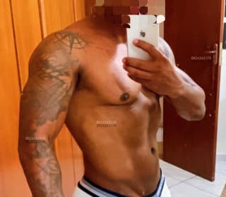 Acompanhante em Uberlândia-MG - Negro