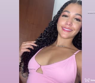 Acompanhante em Macaé-RJ - Larissa Lins
