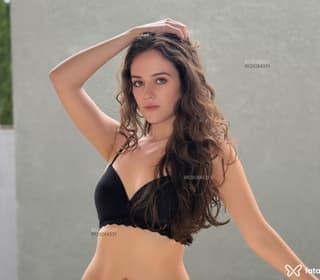 Acompanhante em Curitiba-PR - Melina Flores