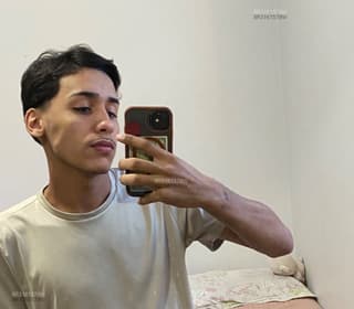 Acompanhante em Virtual-VT - Araujo
