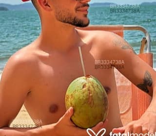 Acompanhante em Balneário Camboriú-SC - Henry