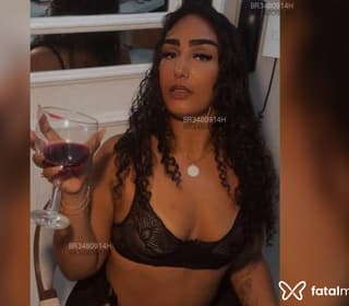 Acompanhante em Campos dos Goytacazes-RJ - Jade Porto