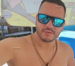 Acompanhante em Curitiba-PR - Rickardo