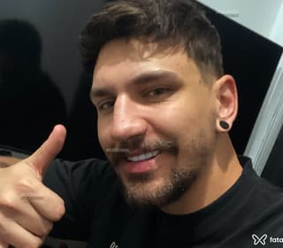 Acompanhante em Curitiba-PR - Andrey