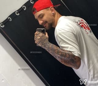 Acompanhante em Curitiba-PR - Andrey