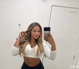 Acompanhante em Curitiba-PR - Aline