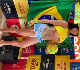 Acompanhante em Maringá-PR - Manuh Oliveira
