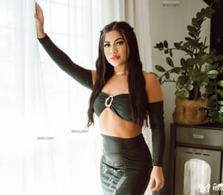 Acompanhante em Blumenau-SC - Mirella Gusmão