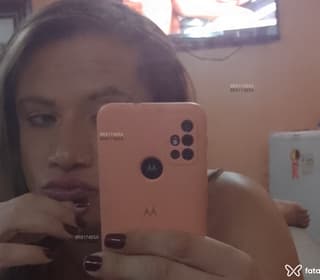 Acompanhante em Campos dos Goytacazes-RJ - Livia Almeida