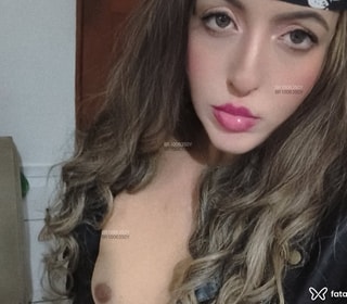 Acompanhante Esmeralda