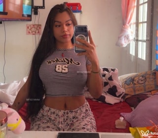 Acompanhante Yuna Mesquitta