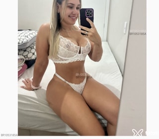 Acompanhante Paola