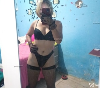 Acompanhante Karen Ellen