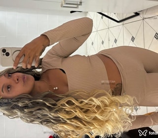 Acompanhante Valentina