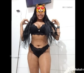 Acompanhante Tainá