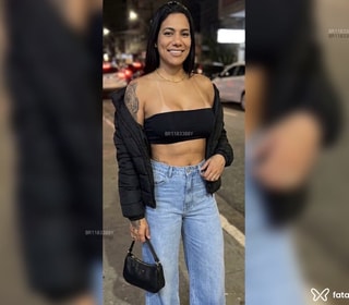 Acompanhante em Três Corações-MG - Zuri Medeiros