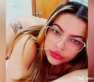 Acompanhante Esmeralda