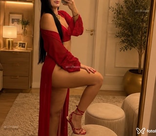 Acompanhante Gabi Arantes