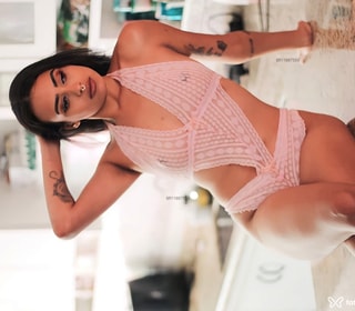 Acompanhante Karen Castro