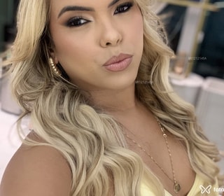 Acompanhante Bella