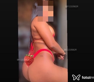Acompanhante Júlia