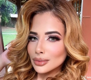 Acompanhante Isabela
