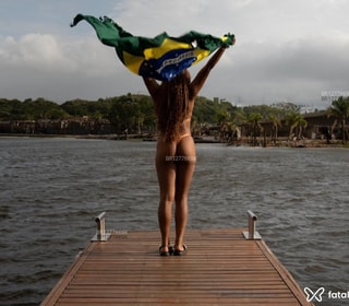 Acompanhante Íris Trindade