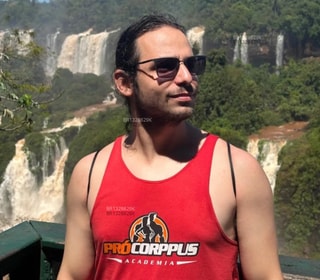 Acompanhante Leonardo Soares
