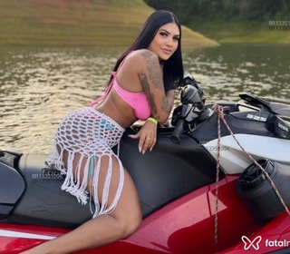 Acompanhante Thaina Ferreira